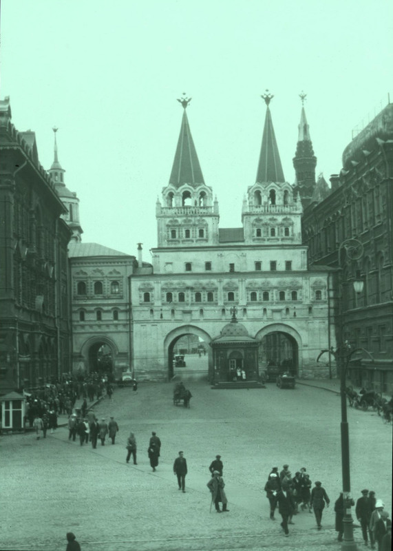 Resurrection Gate, Red Square rebuilt 1680 (and 1994)