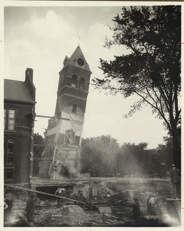 The Old Library, Demolition of the Clock Tower