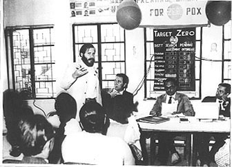 Dr. Larry Brilliant leading a meeting about Smallpox in Bihar.