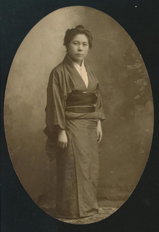 Tomo-Inouye-1907.jpg